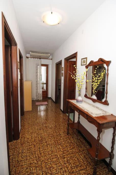 La Casa Di Carlo Lägenhet SantʼAntìoco Exteriör bild